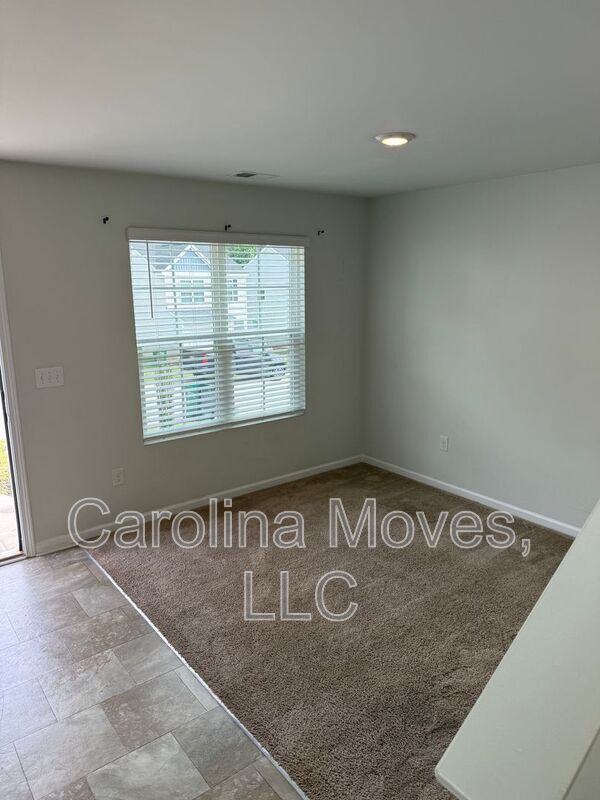 Building Photo - 649 Millsgate Cir