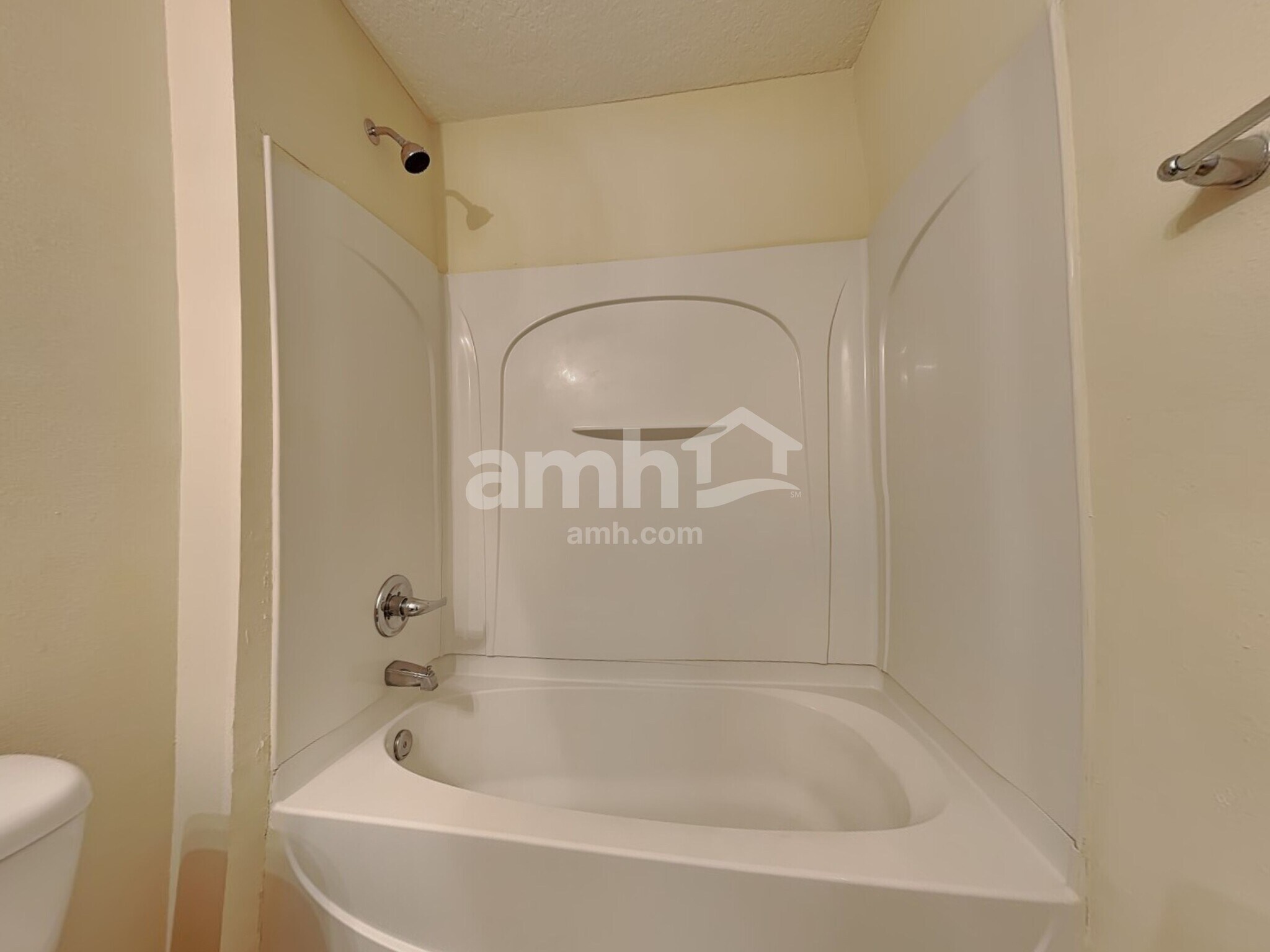 Building Photo - 7344 Rapid River Dr E