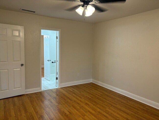 Building Photo - 2227 Lyme Bay Dr