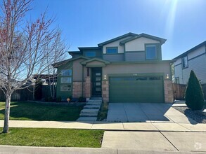 Building Photo - Modern Designer Home in the Heart of Lakewood