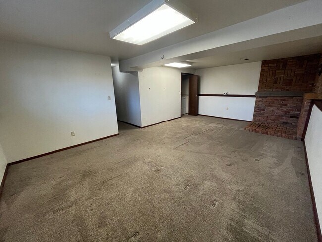 Building Photo - Cute Home in West Fort Collins