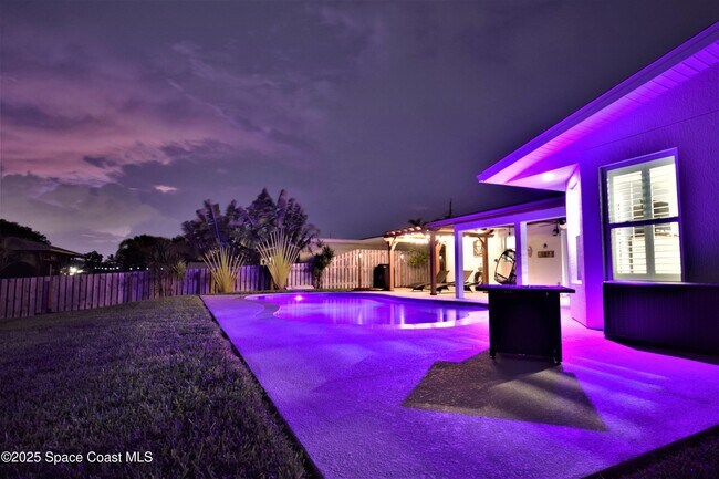 Building Photo - 1495 Hannah Dr