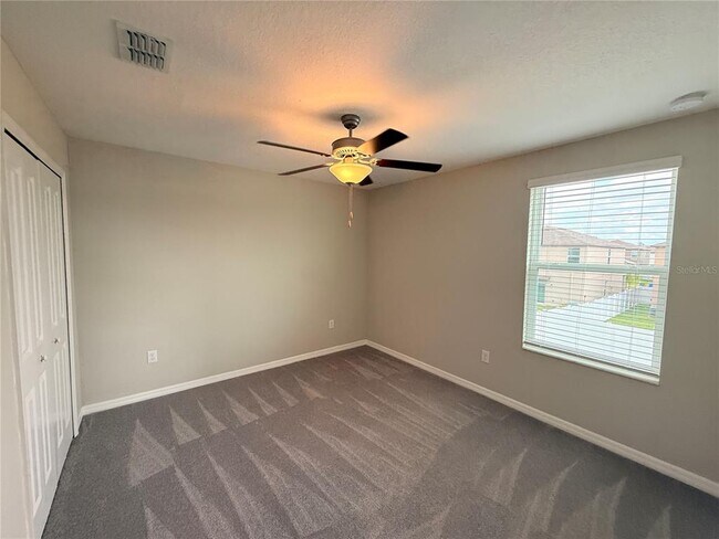 Building Photo - 10363 Shady Preserve Dr