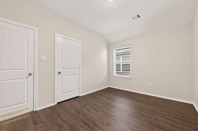 Building Photo - 25911 Rustical Rd