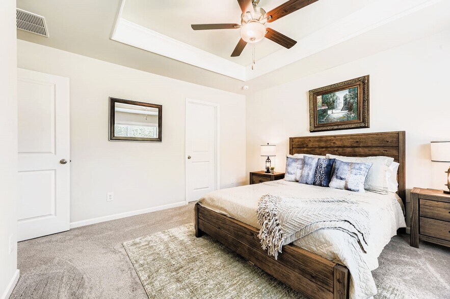 Building Photo - 89 Basswood Ln