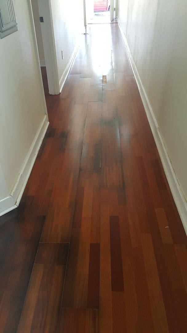 Building Photo - Cute house in downtown.