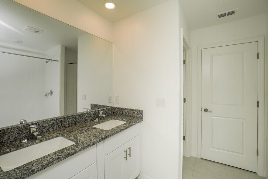 Building Photo - 17884 Beaming Rays Ln