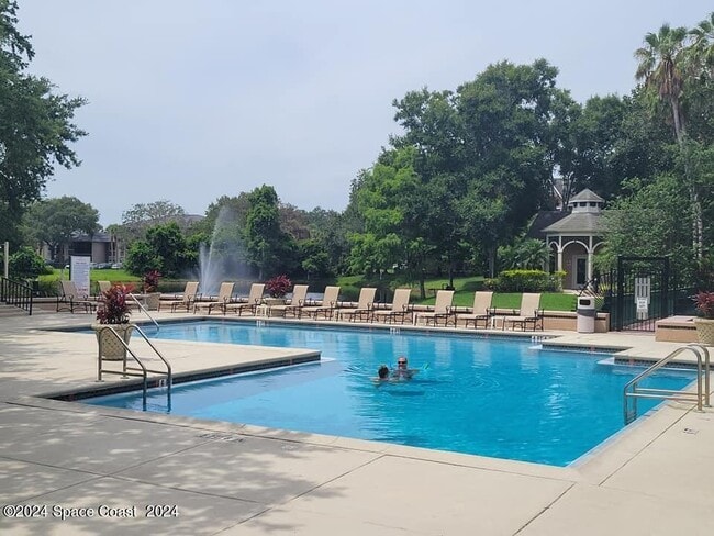 Building Photo - 7667 N Wickham Rd