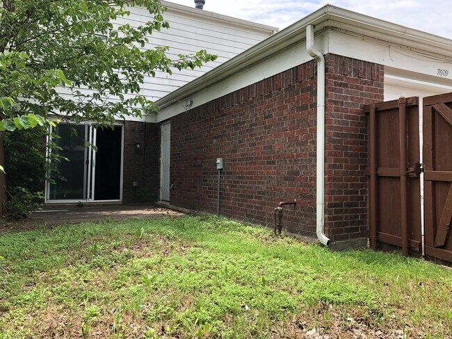 Building Photo - Charming 3 bed 2.5 baths in Rowlett!