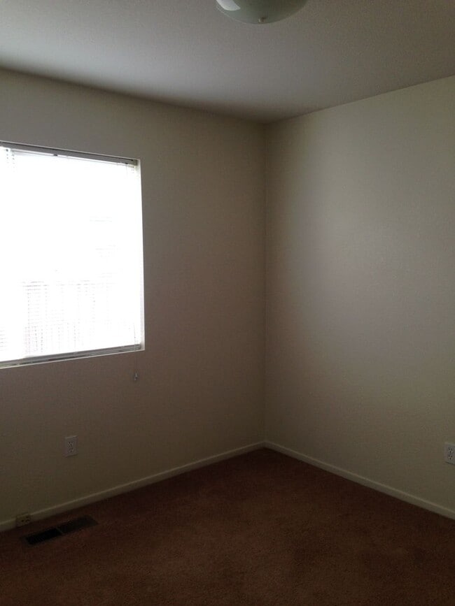 Building Photo - 8200 Shifting Sands Dr