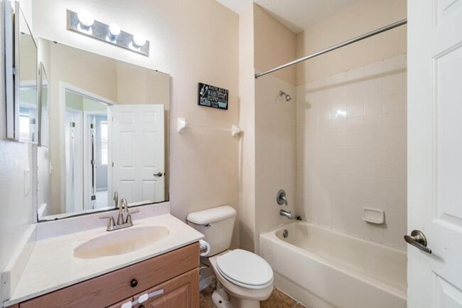 Building Photo - 13015 Terrace Brook Pl