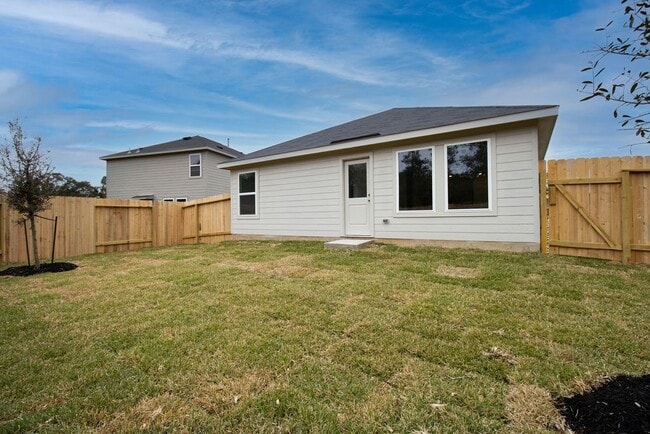 Building Photo - 2092 Cedar Way Dr