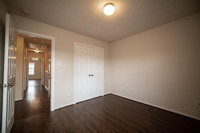 Building Photo - 13103 Peppergate Ln