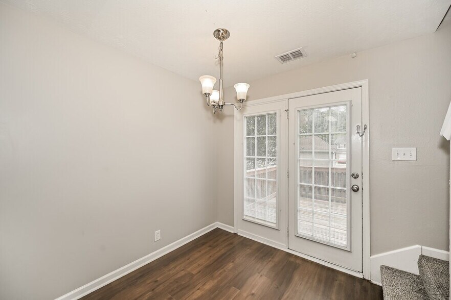 Building Photo - 1120 Sima Shabat Ct