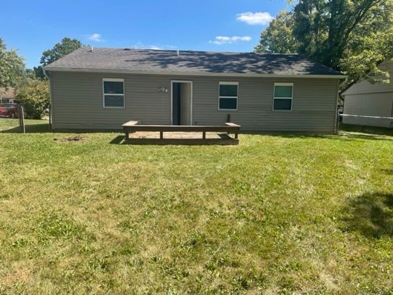 Building Photo - 3124 Pawnee Dr