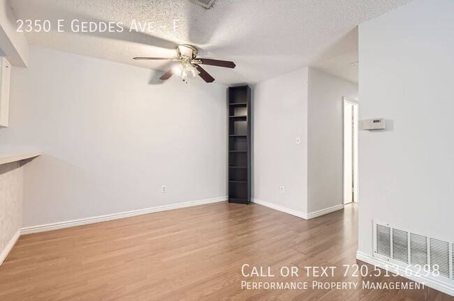 Building Photo - Spacious Three Bedroom Condo