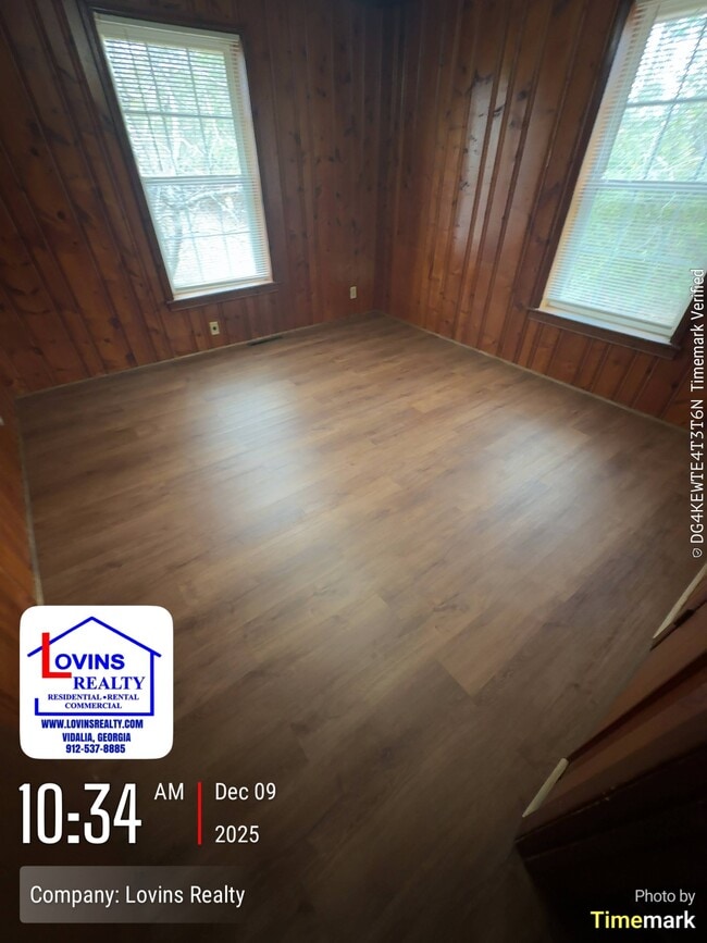 Building Photo - 1505 Mt Vernon Rd