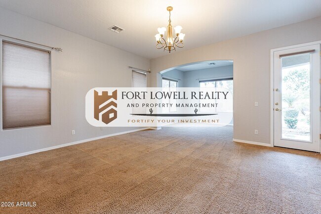 Building Photo - 13354 W San Miguel Ave