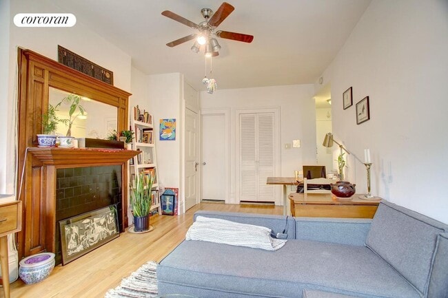 Building Photo - 55 W 75th St