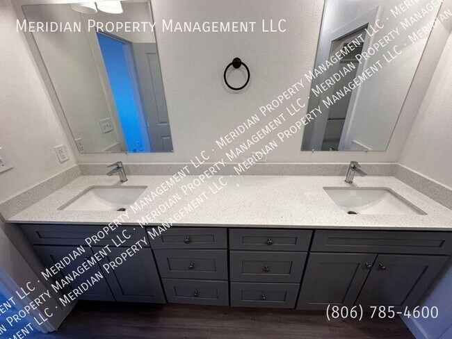Building Photo - 5508 Itasca-A
