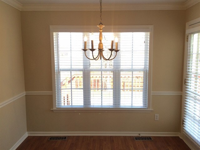Building Photo - 3947 Hickswood Forest Ct