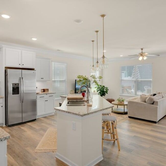 Building Photo - Move-In Ready, End Unit Two Story Townhome...