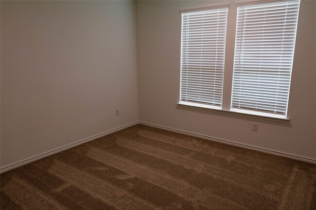 Building Photo - 15510 Olive Ter Trl