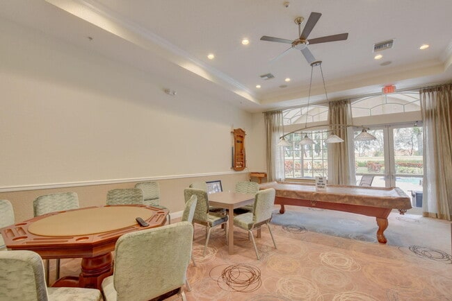 Building Photo - 7145 Veneto Dr