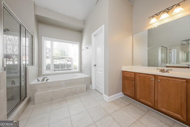 Building Photo - 2672 Blowing Wind Cir