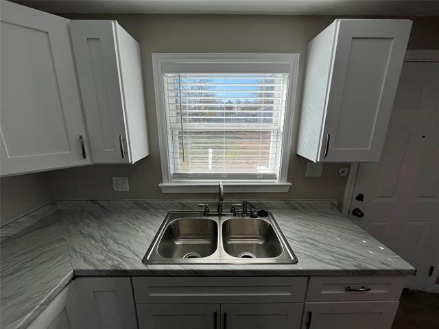 Building Photo - 6410 Lovett Ave