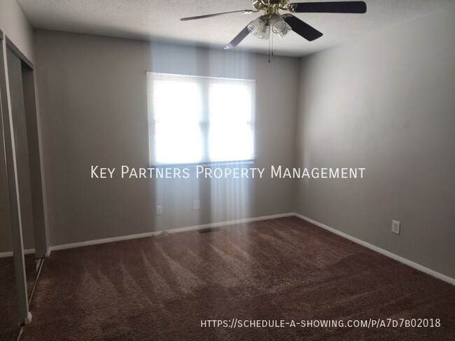 Building Photo - 7175 NW Chapel Woods Cir