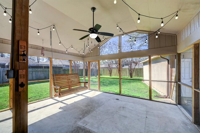 Building Photo - 5419 Brian Haven Dr