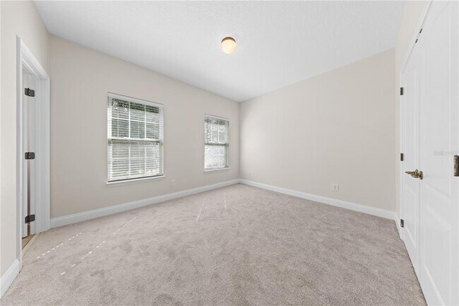 Building Photo - 7224 Halton Ct