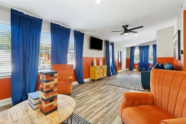 Building Photo - 706 Franklin Ave