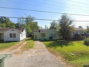 Building Photo - 4520 Detroit Ave
