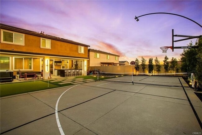 Building Photo - Stunning and Spacious 5BR 3BA Home w/ Solar Panels + Community Pool + Basketball/Tennis Court + S...