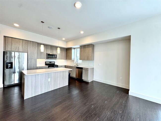 Building Photo - 3120 Smith St