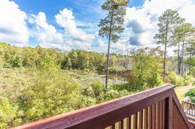 Building Photo - 90 Cypress Cir