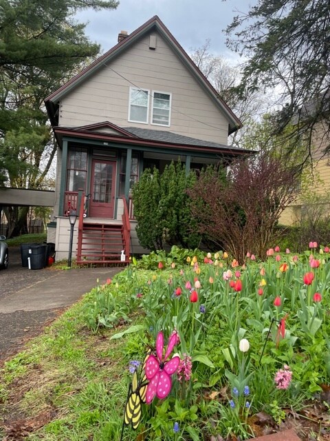 Building Photo - 211 East St