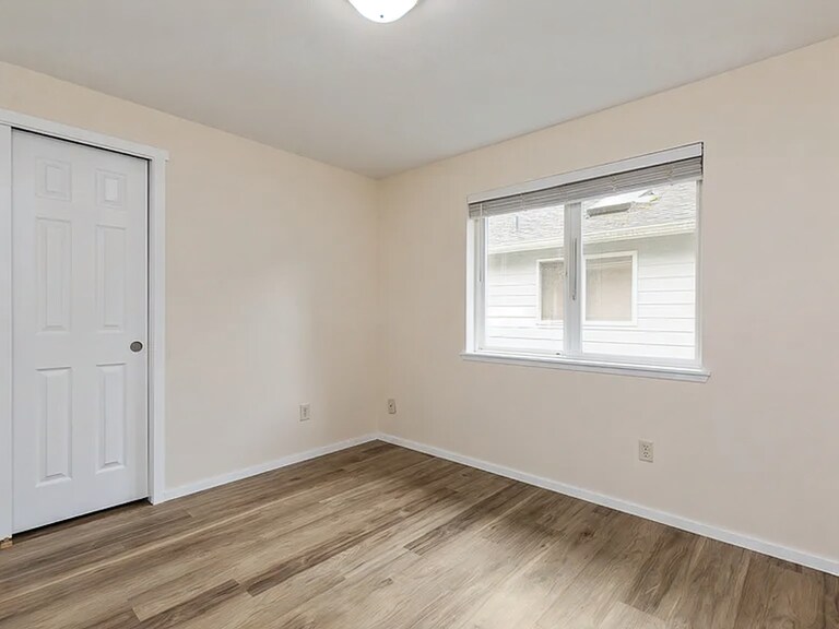 Guest Bedroom - 1921 Chestnut St