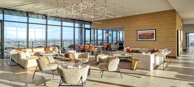 Building Photo - 817 N 6th St