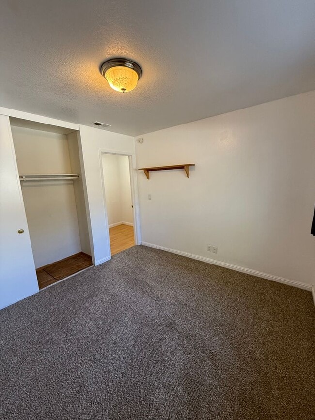 Building Photo - 7389 Newcastle Ln