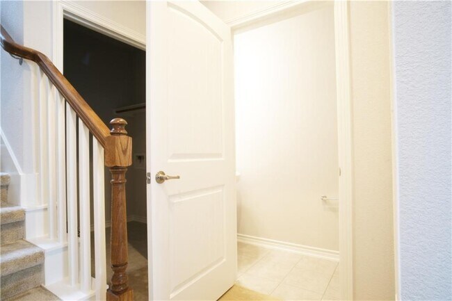 Building Photo - 14110 McCoy Lp