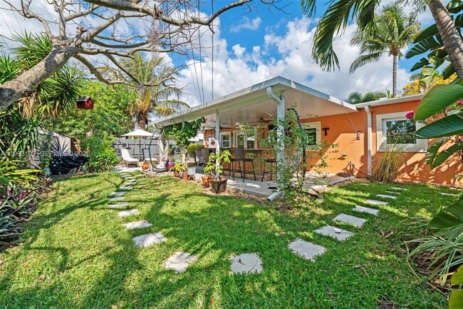 Building Photo - 350 NE 59th St