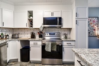Building Photo - 147 Turner Rd