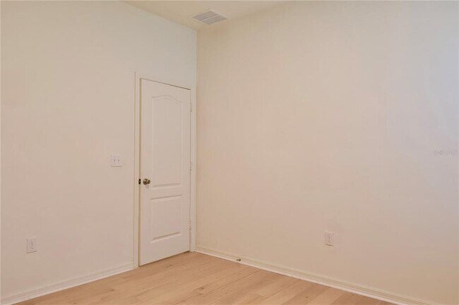 Building Photo - 2164 Carriage Pointe Loop