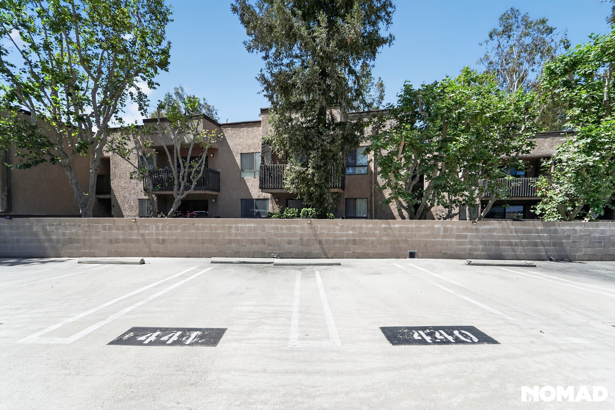 Building Photo - 22100 Burbank Blvd