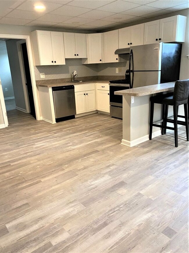 Building Photo - 3401 Berkley Ave