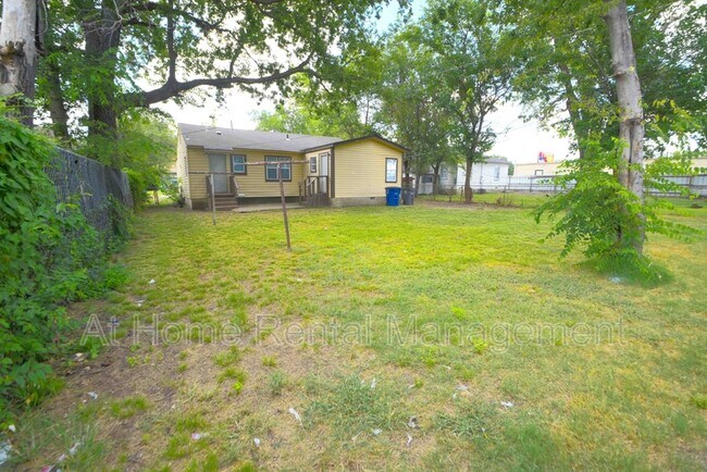 Building Photo - 6268 E Latimer St