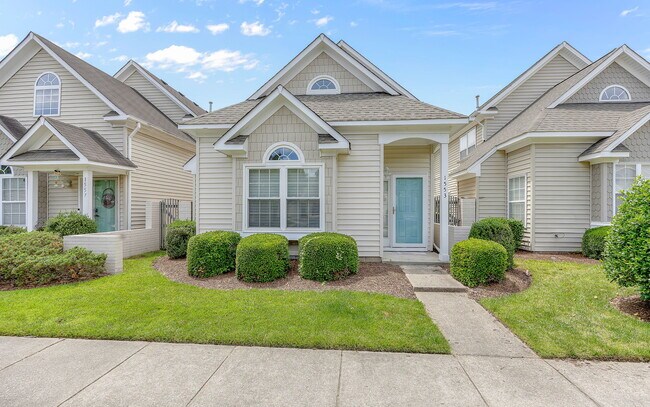 Primary Photo - 1553 Wynd Crest Way